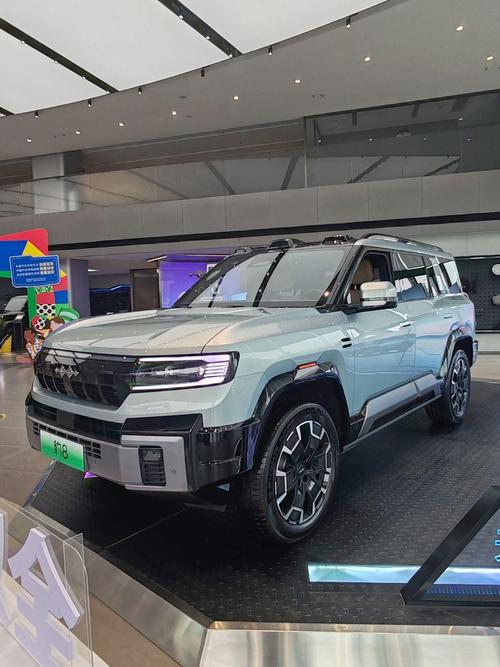 广州143比亚迪方程豹硬派越野的爆款，英菲尼迪35周年与你共成长